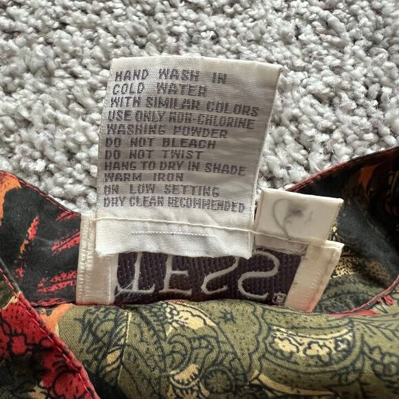 Vintage‎ Tess Abstract Silk Button Down Shirt Blouse Career Artsy art to wear - Picture 9 of 13